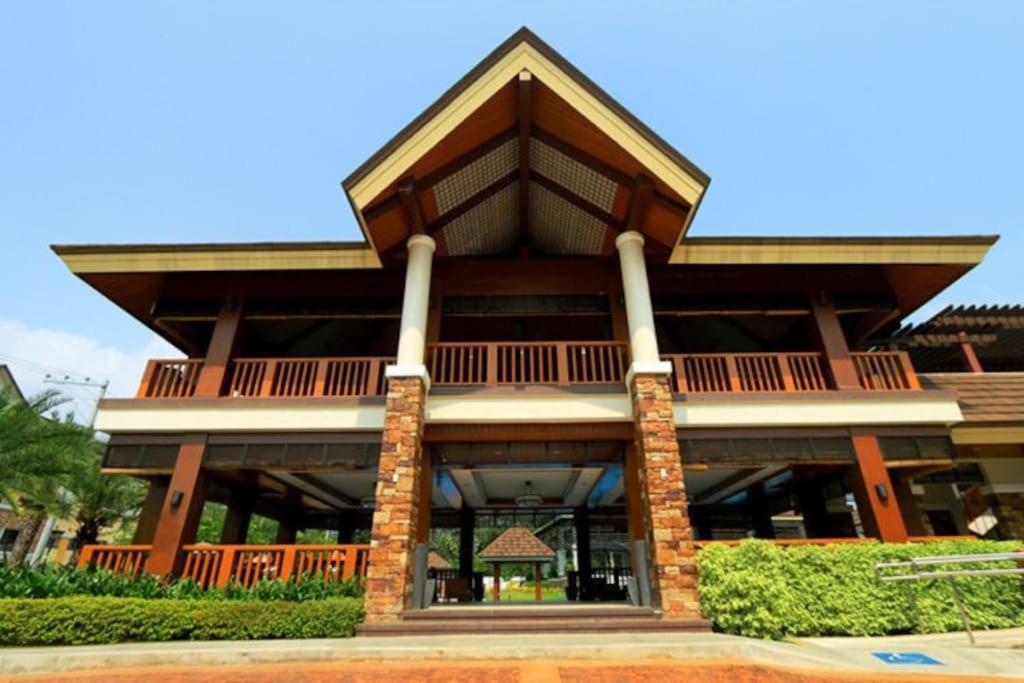 Dreamy 2Br Condo, With A Golf Course View Cebu Eksteriør bilde