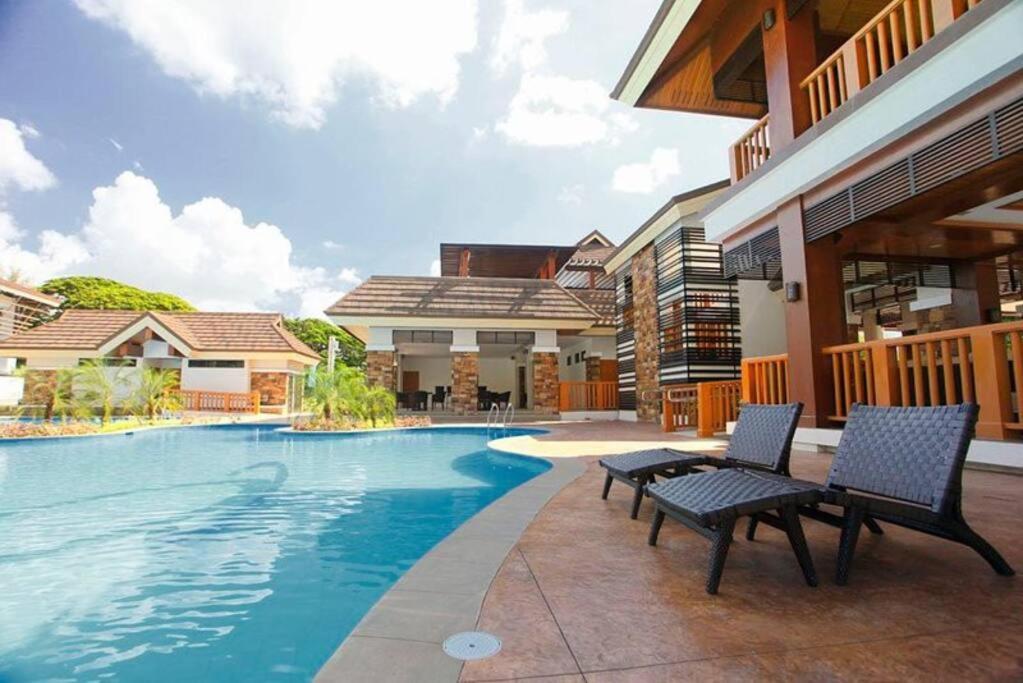 Dreamy 2Br Condo, With A Golf Course View Cebu Eksteriør bilde