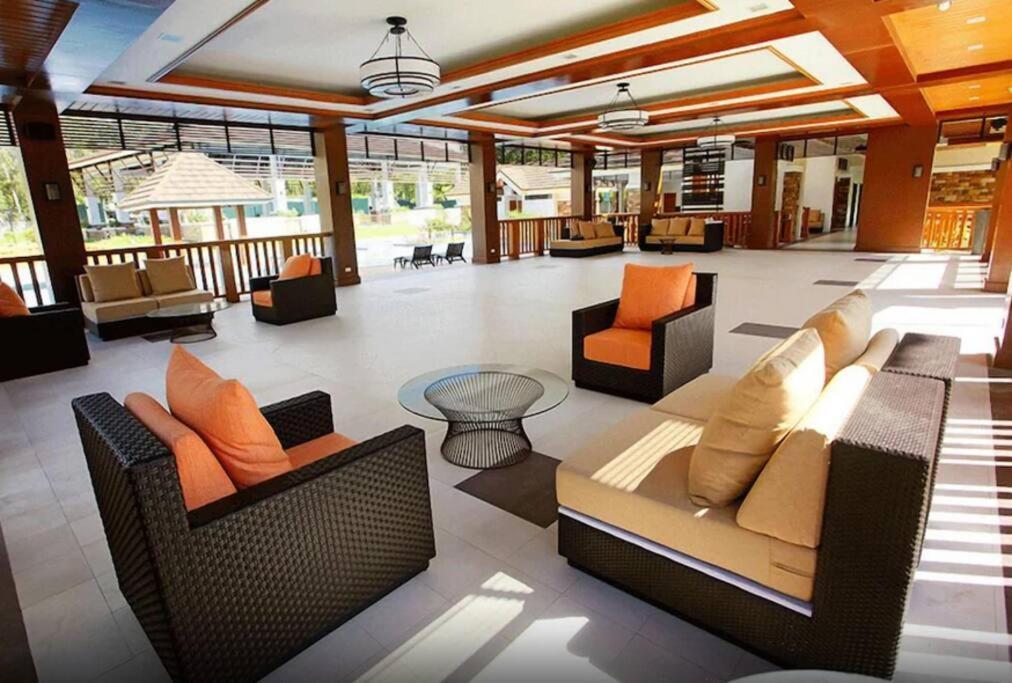 Dreamy 2Br Condo, With A Golf Course View Cebu Eksteriør bilde